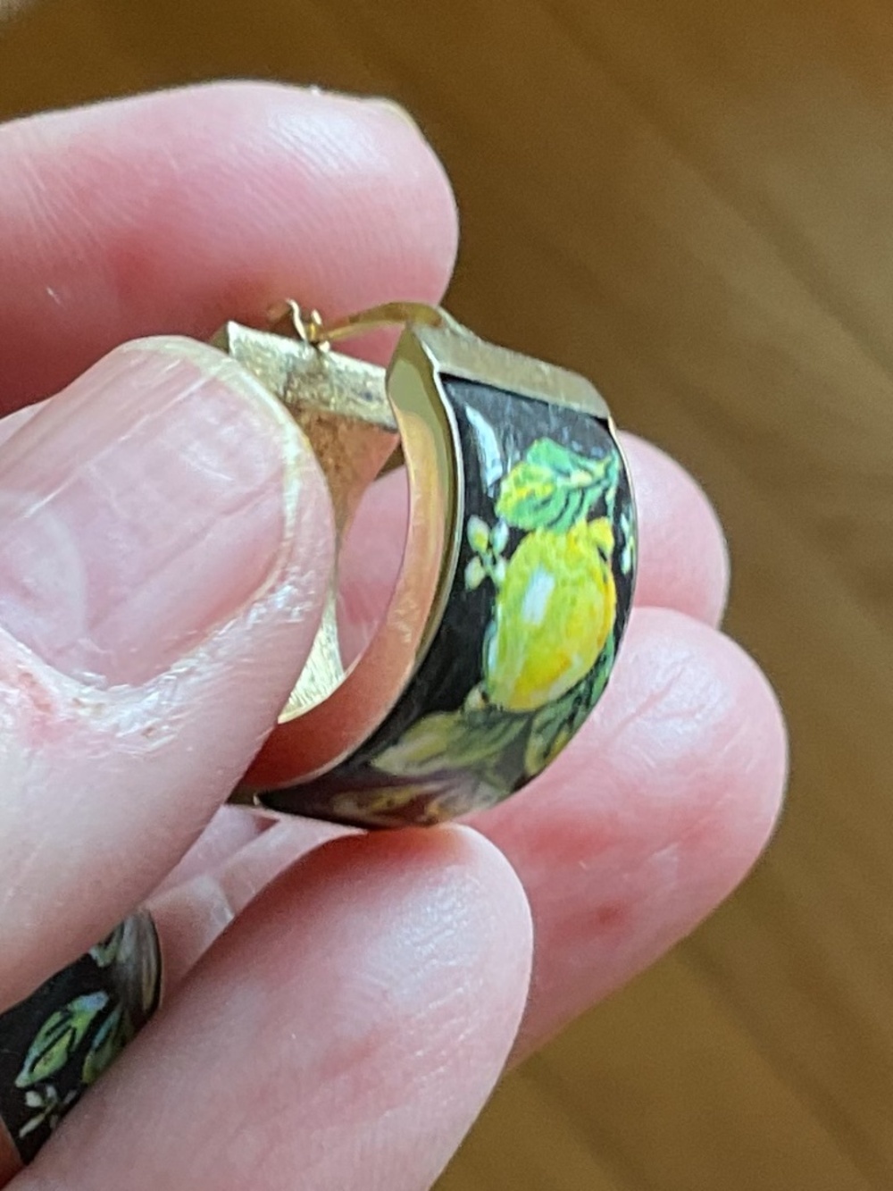TAGLIAMONTE Gold Plated Sterling Silver 925 Sicilian Lemons Enamel Round Earring - Picture 14 of 15